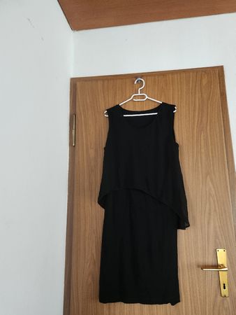 Robe COS noire taille M 