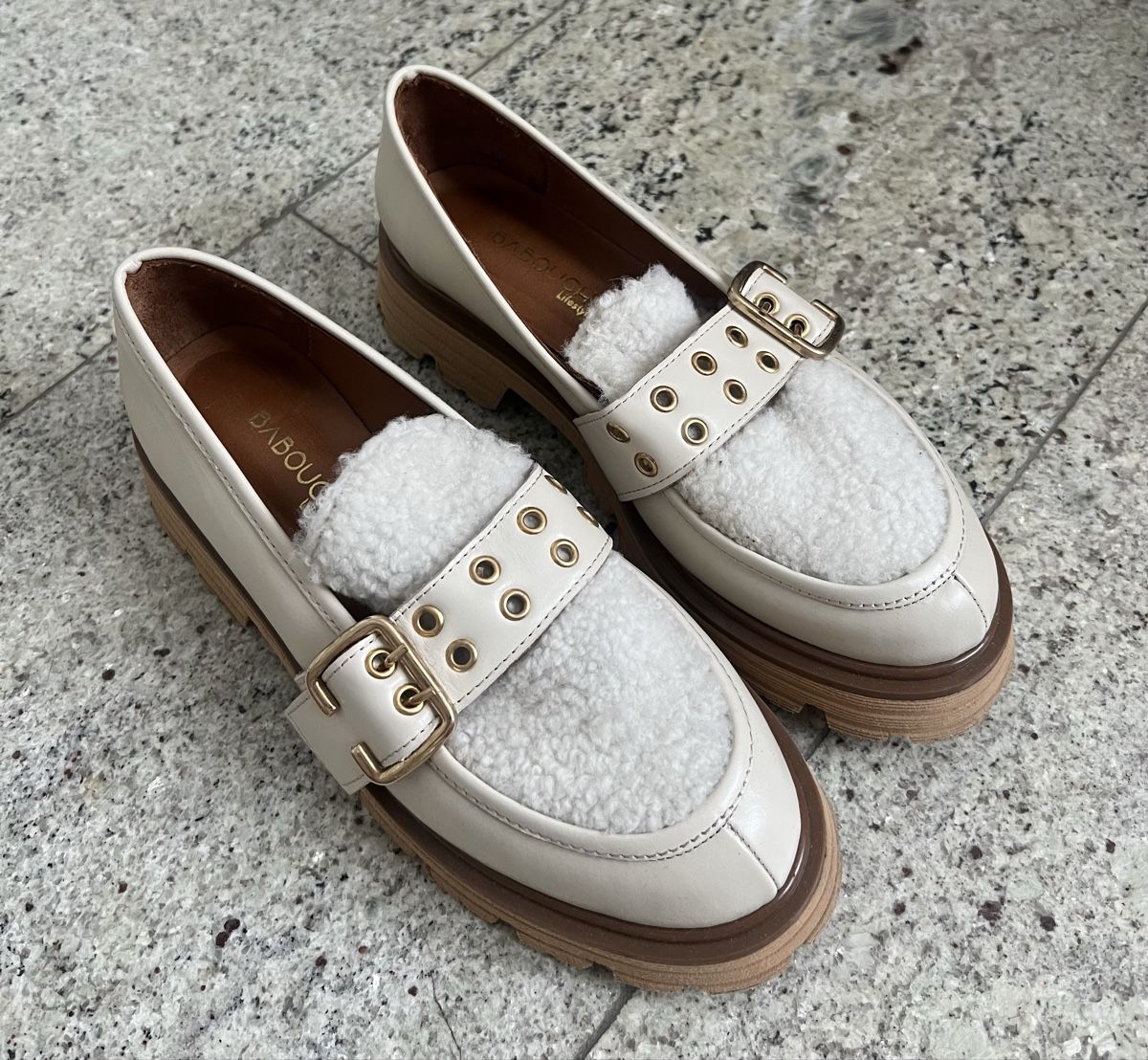 Scarpe da donna: Babouche Lifestyle Schuhe, Gr.39 – Usato da Uster venduto da Family_Boutique