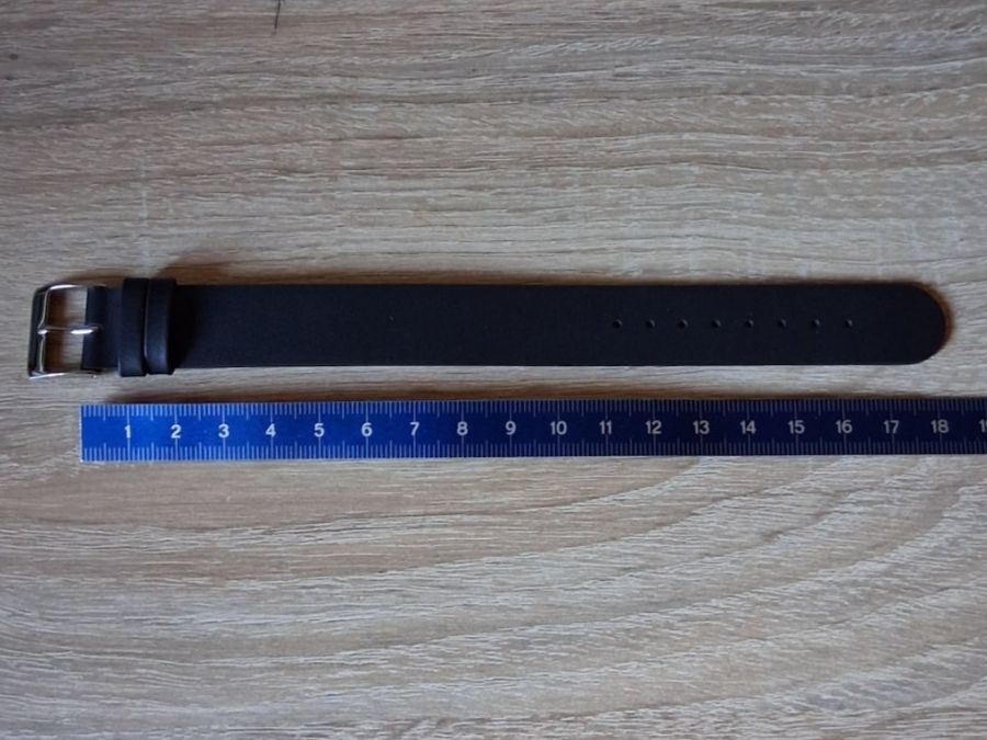 Bracciali & Braccialetti: 18mm Bracelet de montre en cuir – Nuovo (secondo la descrizione) da Biel/Bienne venduto da mod_c76f