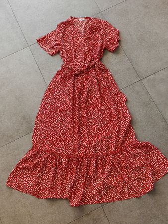 Robe longue rouge/orange à pois blancs taille S/M état neuf