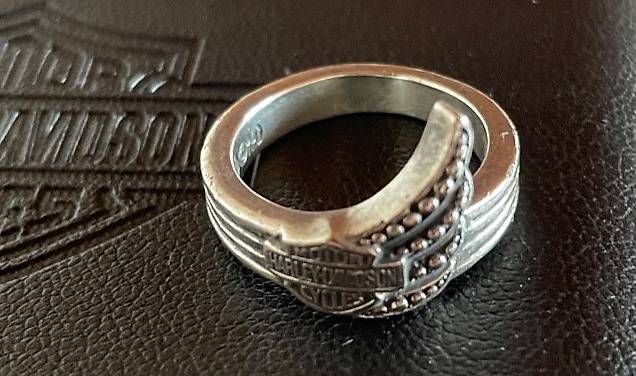 Harley-Davidson Anelli: Harley-Davidson Wing Ring – Usato da Solothurn venduto da Deinze