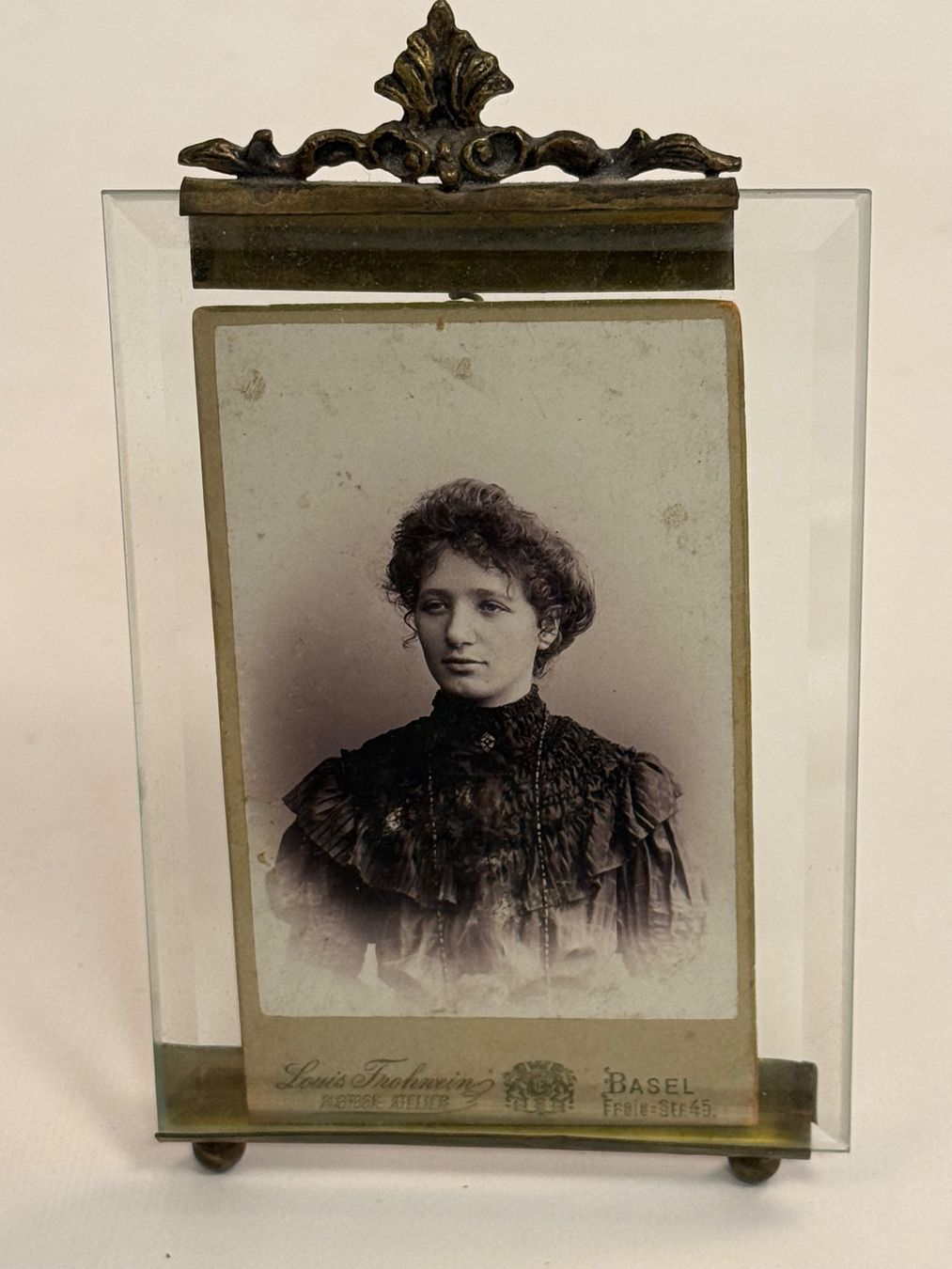 Foto & Immagini: Kleines Atelierfoto Basel mit Glasrahmen – Usato da Itingen venduto da uhu777 3