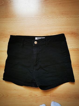 Schwarze Tally Weijl Shorts, Grösse 38 - Ideal für den Somme