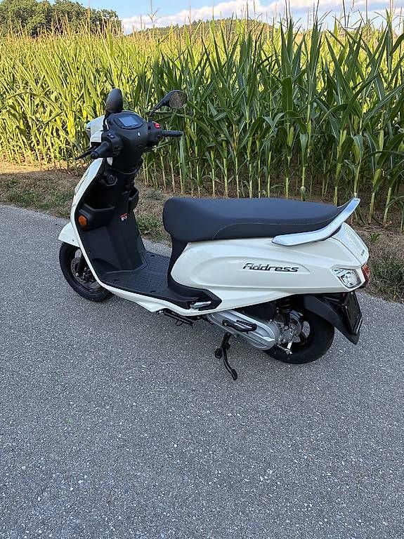 Scooter: Roller Suzuki Address 125 – Usato da Ranflüh venduto da Gust8 4