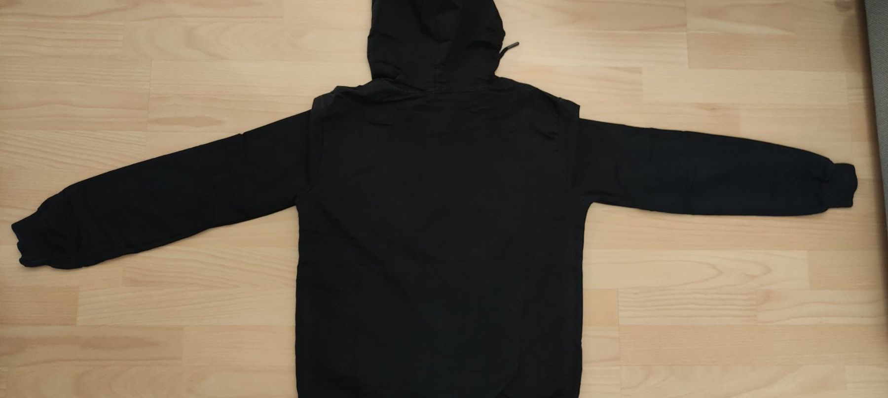 Pulls & Sweat-shirts: Kapuzenpullover schwarz Grösse S gebraucht – D'occasion à Bern par dany.b_2007 1