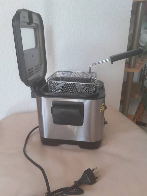 Küchengeräte: friteuse  à huile – Gebraucht aus Froideville von lca_wyt5 2