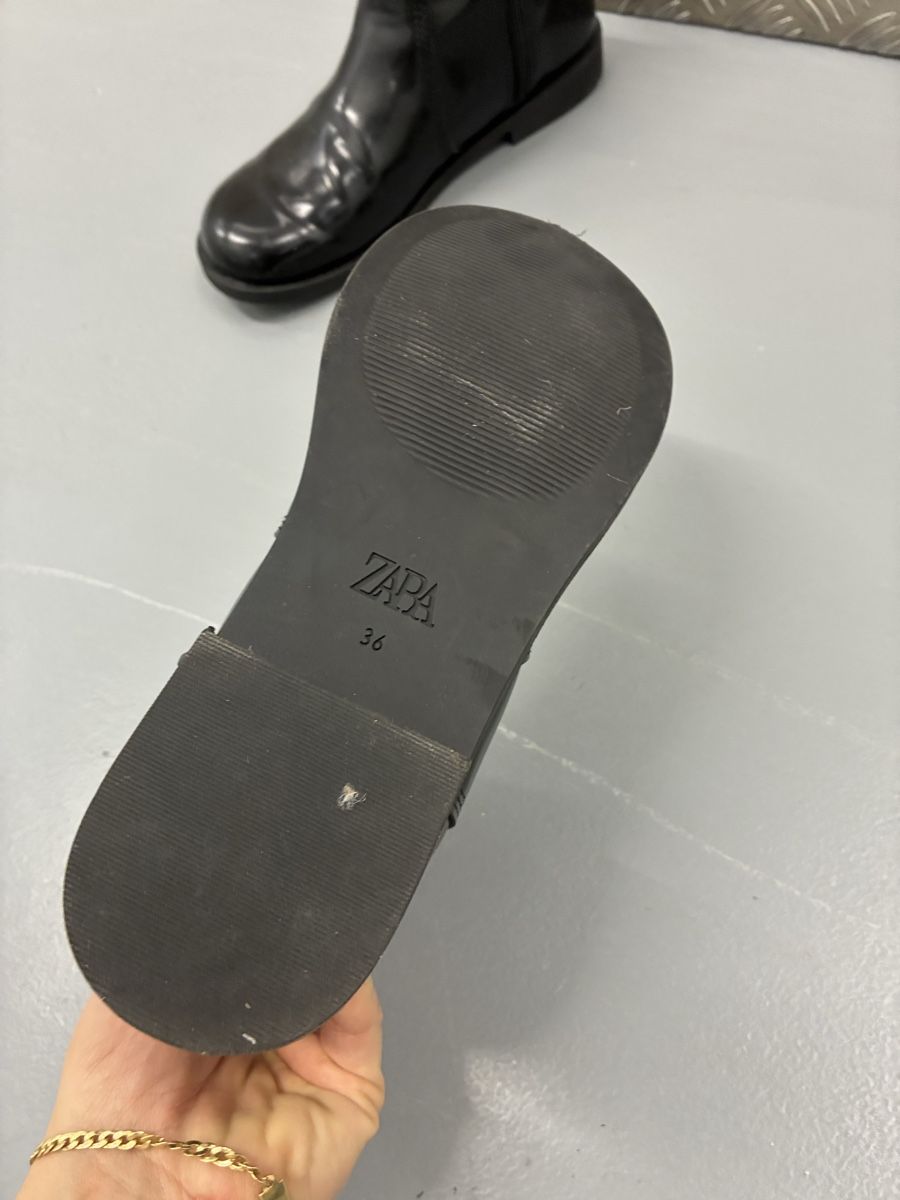 Zara Scarpe per ragazze: Zara Black Leather Ankle Boots - 36 – Usato da Bern venduto da wisemagpie 5