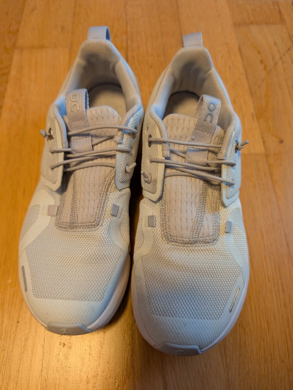 On Scarpe da donna: On Cloud Damen-Turnschuhe Grösse 36 – Usato da Ehrendingen venduto da tdz1980