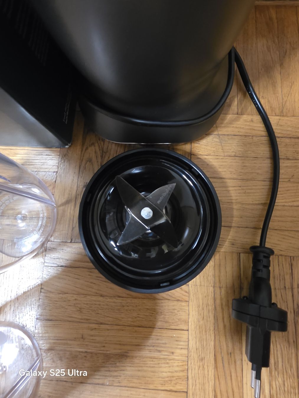 Nutribullet Elettrodomestici da cucina: Nutribullet Ultra - 1200W - Blender – Nuovo (secondo la descrizione) da Meyrin venduto da Babs17 1