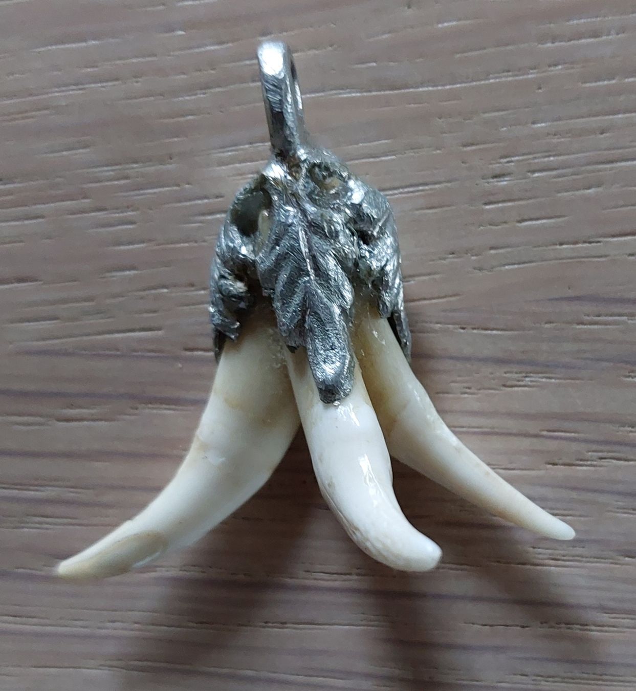 Altri gioielli: Set mit Eichenblatt-Anhänger, Silberlook, Hutaufstecker etc. – Usato da Thörigen venduto da Mairitterling 2