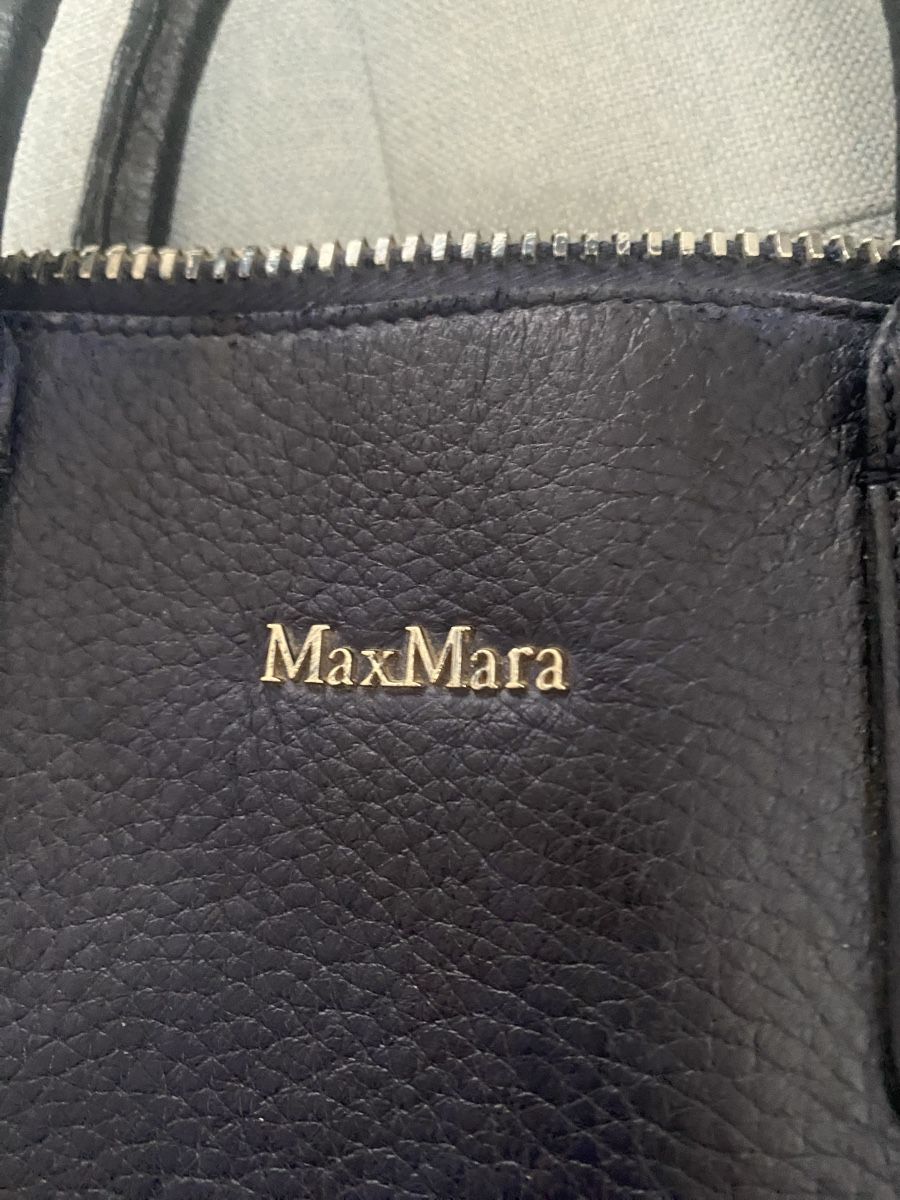 Max Mara Borse da donna: Max Mara sac à main cuir bleu marine – Usato da Brügg BE venduto da nou_8ht9 1