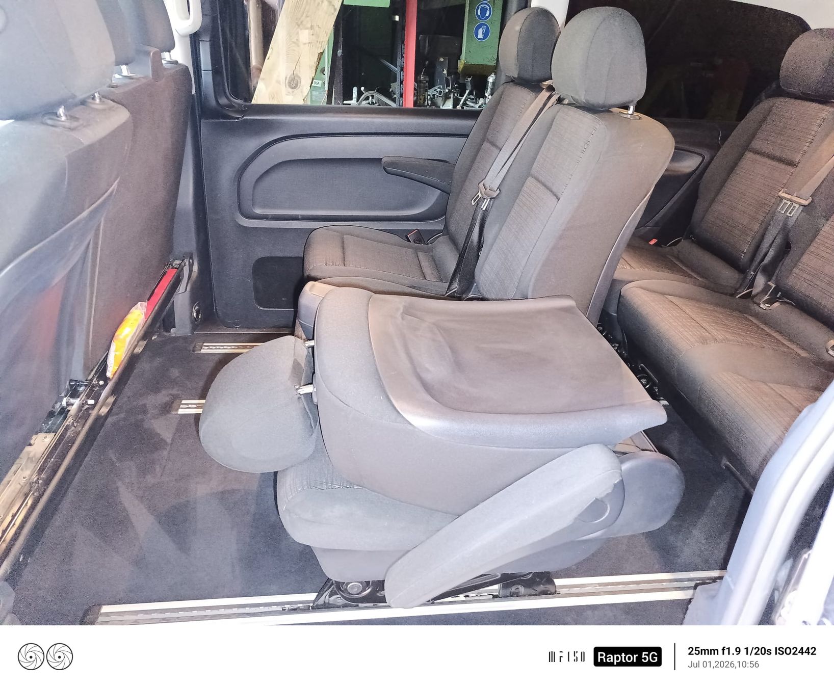 Mercedes-Benz Automobili: Mercedes Vito mit RAG – Usato da Kleinlützel venduto da Scaniababy 8