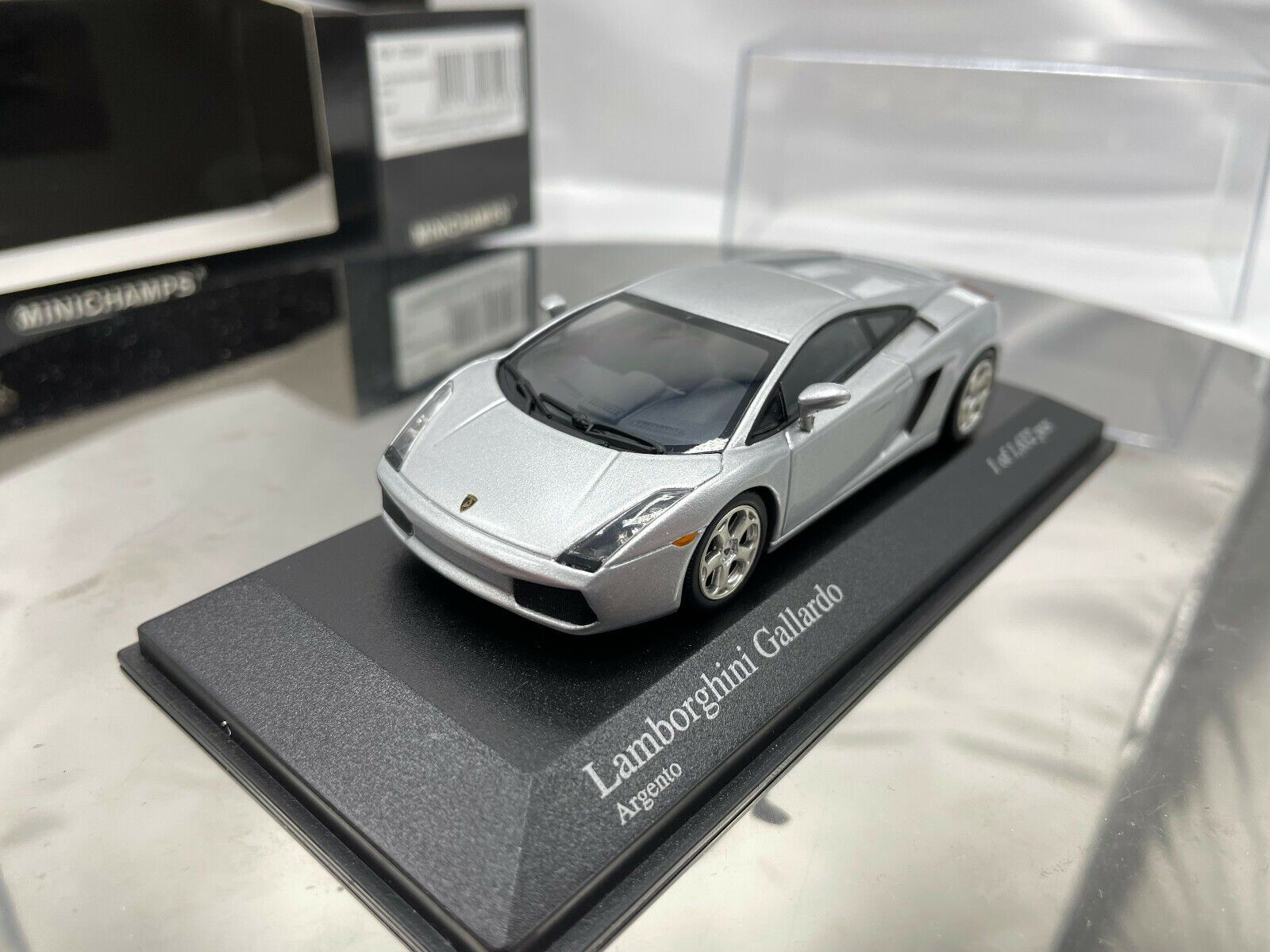 Lamborghini Modellini d'auto: Lamborghini Gallardo (2004) – Nuovo e nell'imballaggio originale da Flawil venduto da Imperiosud