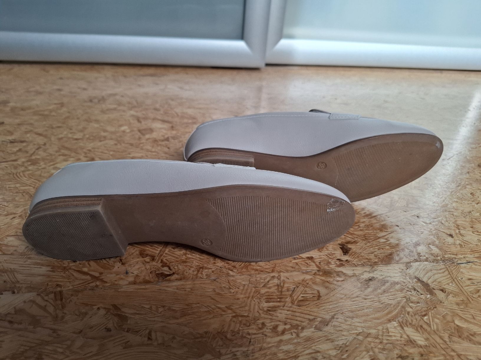 Graceland Scarpe da donna: Elegante Graceland Loafers, hellbeige, Gr. 38 – Usato da Hasle b. Burgdorf venduto da lap-company 2