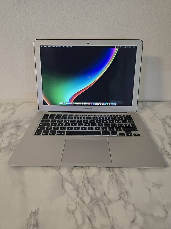Apple Notebook: MacBook Air i5 | 4Go RAM | SSD 121Go – Usato da Renens VD venduto da MTD2211
