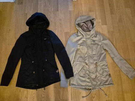Zwei Übergangsjacken von ONLY (Größe XS)Schwarz u. Beige