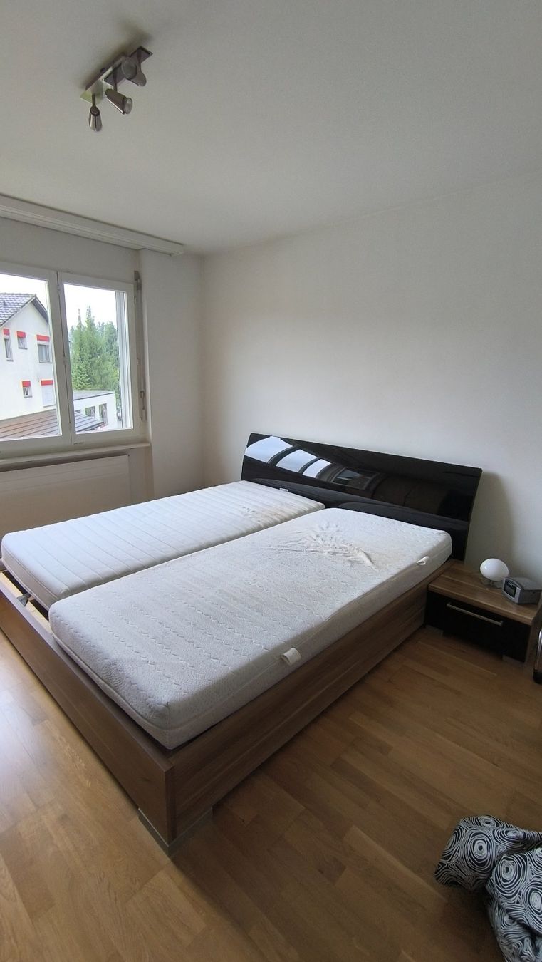 Letti: Bett 180x200 cm – Usato da Nürensdorf venduto da mei_k22z