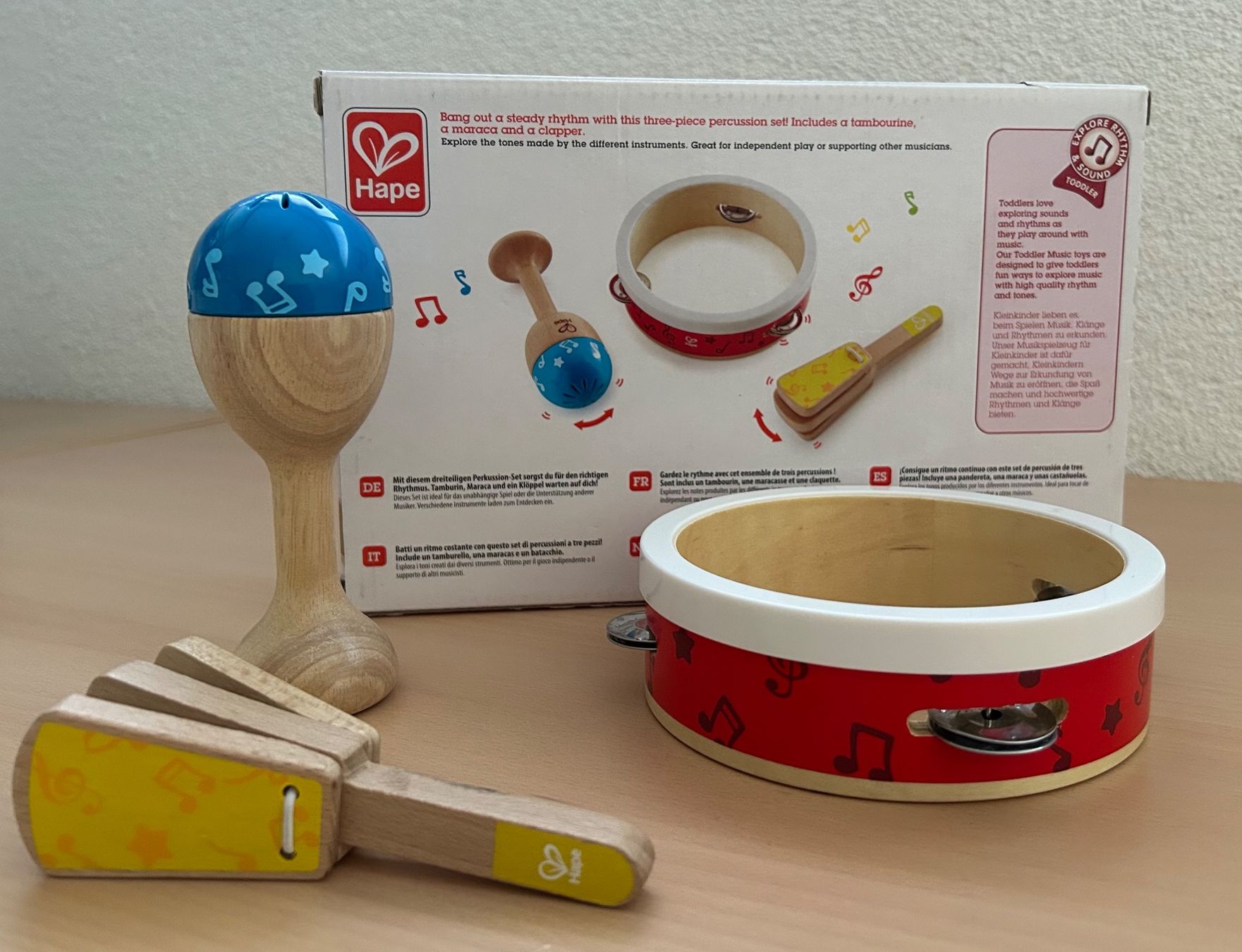 Hape Giocattoli: Kleinkinder Musik: Schellenkranz - Rassel - Kastagnette – Usato da Ittigen venduto da labrador35 5
