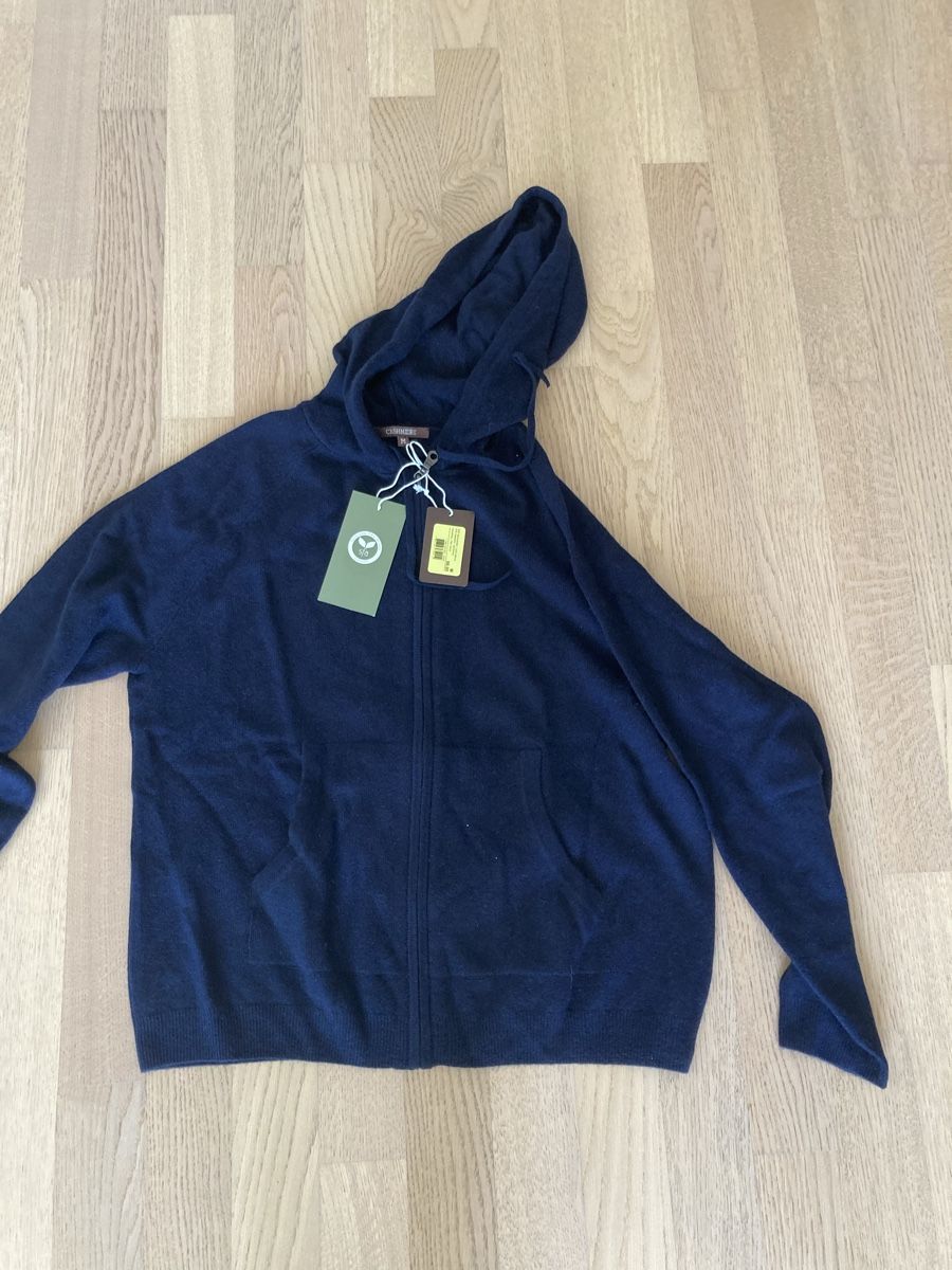 Jacken: fabrikneue Cashmere Jacke, Gr. M – Neu und originalverpackt aus Otelfingen von pat_8jmb 3
