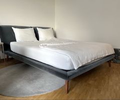Samt Design Bett Aurorè von E. Gallina,Blau NP 1690CHF
