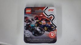 LEGO® Minifigures F1 Rennwagen zum Sammeln 71049, Themenwelt