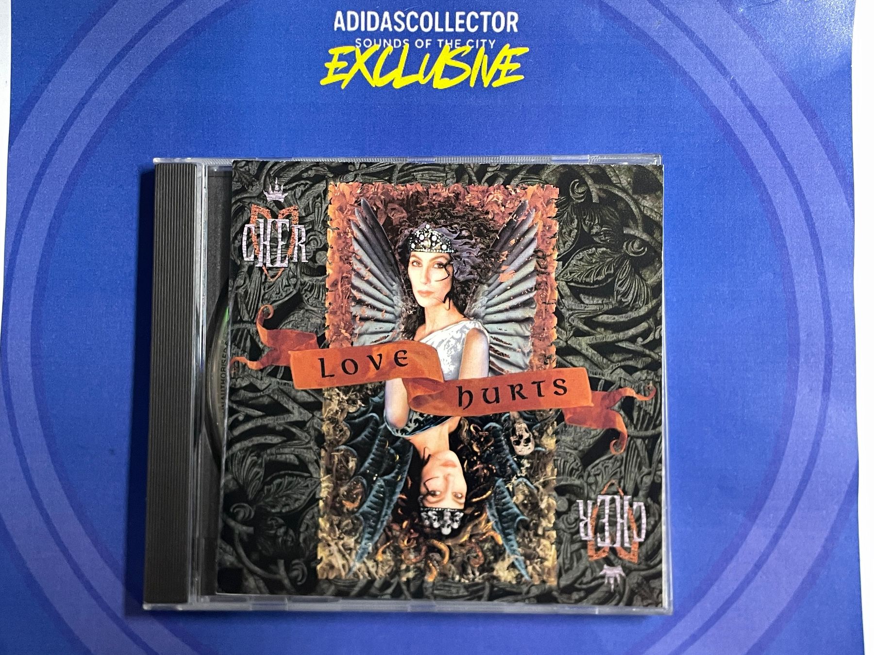 CDs: Cher – Love Hurts – D'occasion à Muri b. Bern par AdidasCollector