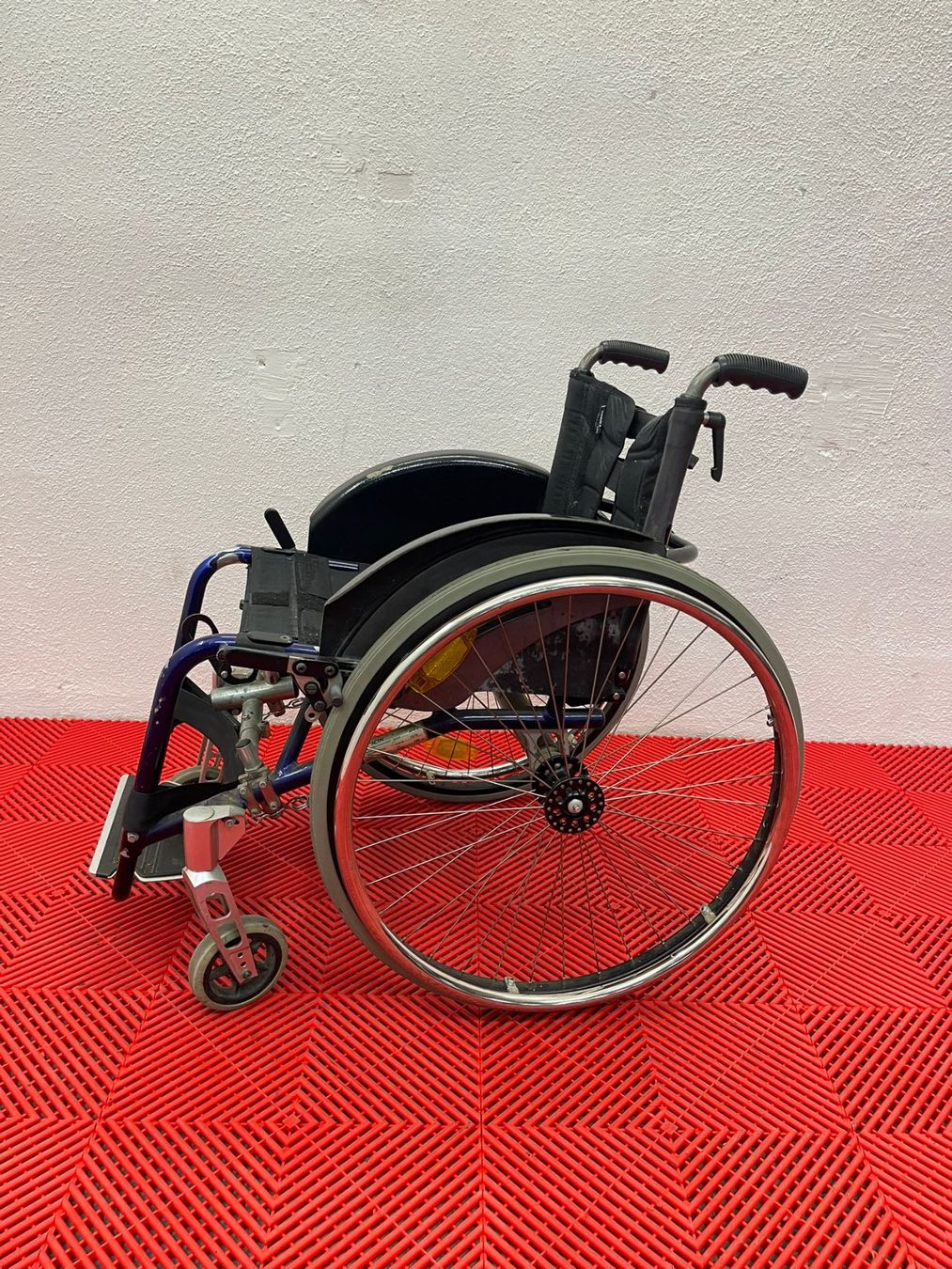 Sedie a rotelle: Rollstuhl Sport – Usato da Diessenhofen venduto da MotoshopZachmann