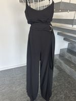 Combinaison Zara noire avec ceinture à boucle état neuf