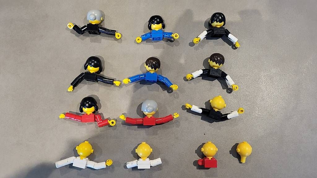 Lego Giocattoli: Alte Lego Figuren Köpfe – Usato da Belp venduto da Yvi76 3