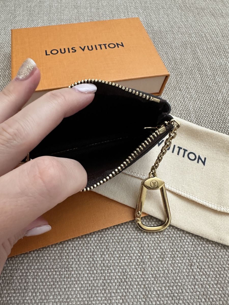 Louis Vuitton Altro in  Abbigliamento & Accessori: Louis vuitton schlüsseletui – Nuovo (secondo la descrizione) da Unterägeri venduto da Tamara.2605 1