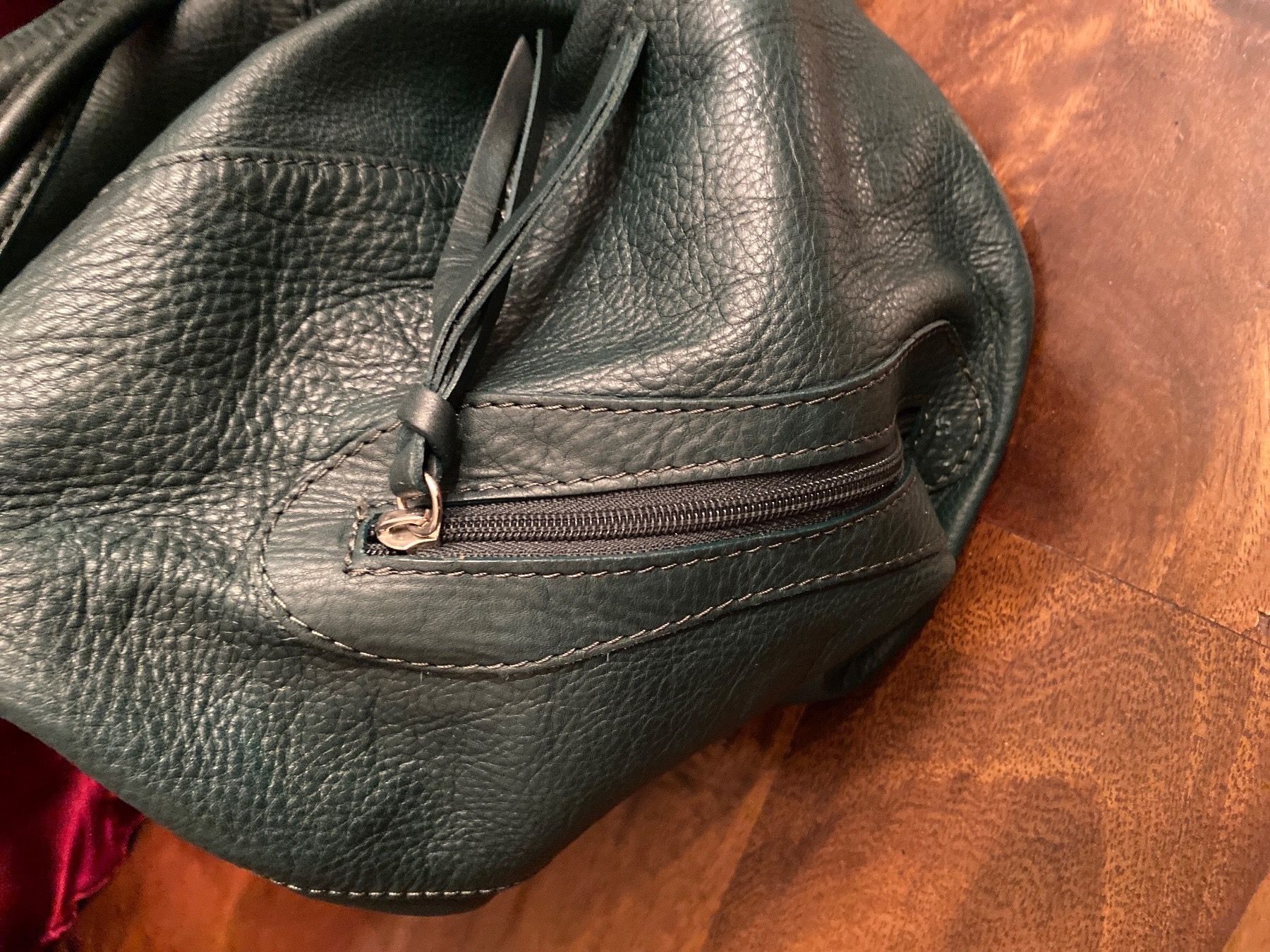 Taschen für Damen: Echtleder Tasche in Dunkelgrün – Gebraucht aus Klingnau von jazz065 3