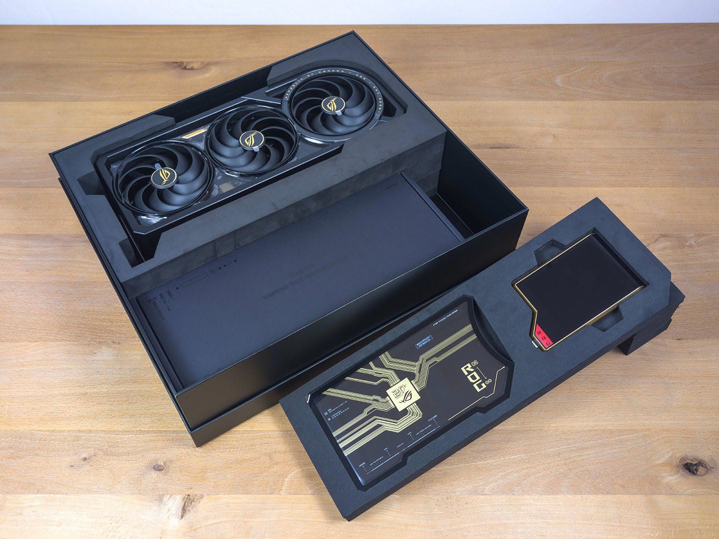 RTX 5090 ASUS ROG Astral OC – Edition 20º Anniversaire (Neu und ...