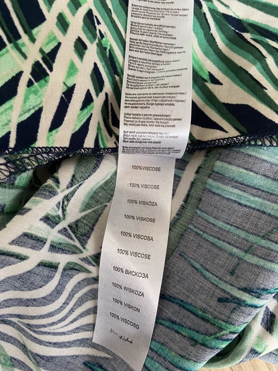 Vestiti: Kleid / Rock Gr. S – Nuovo (secondo la descrizione) da Lützelflüh-Goldb venduto da N.H. 7