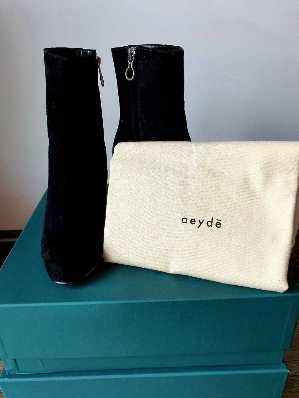 Scarpe da donna: Aeyde Ankle Boots aus Veloursleder – Usato da Weiach venduto da sim_8s27 7
