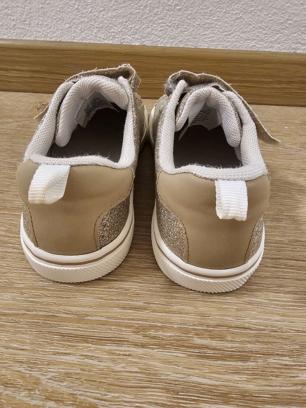 H&M Schuhe für Mädchen: Sneakers Kinder glitzer gold Grösse 31 – Gebraucht aus Laufen von Taty007 2