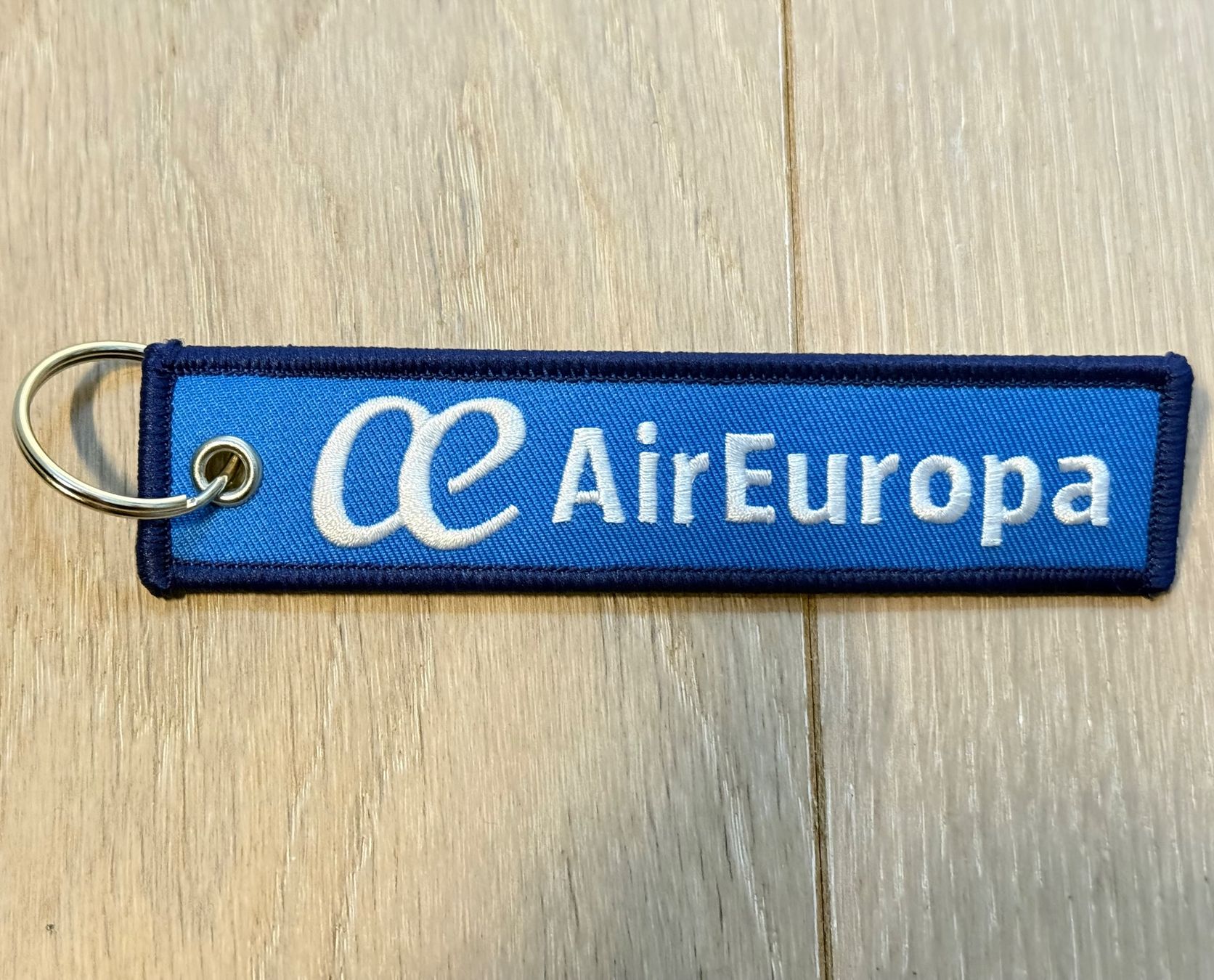 Portachiavi: Porte-clés "Remove before flight" - Air Europa – Nuovo (secondo la descrizione) da Denges venduto da peumens
