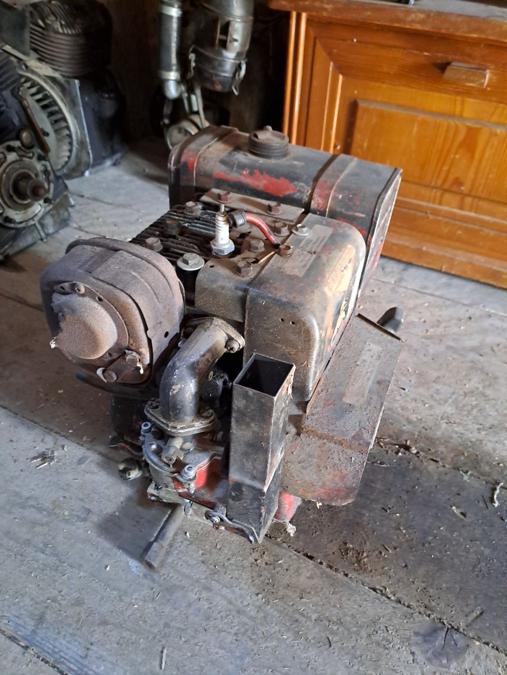 Motoren: MAG/Briggs&Stratton Motoren – Defekt aus Ganterschwil von Salis502 4
