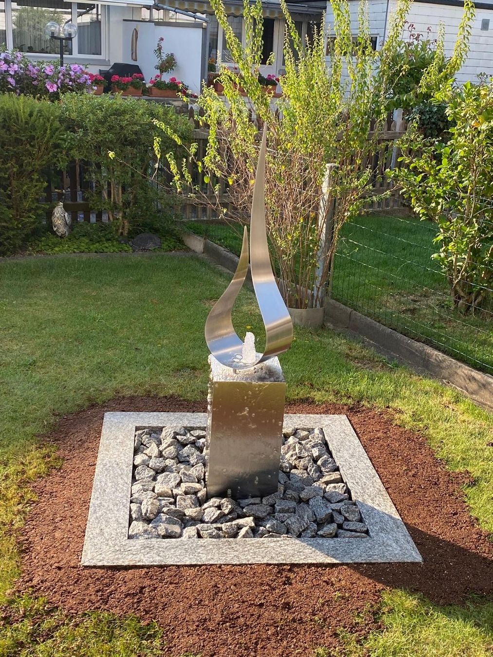Stagni & Fontane ornamentali: Gartenbrunnen – Usato da Basel venduto da viawa 4