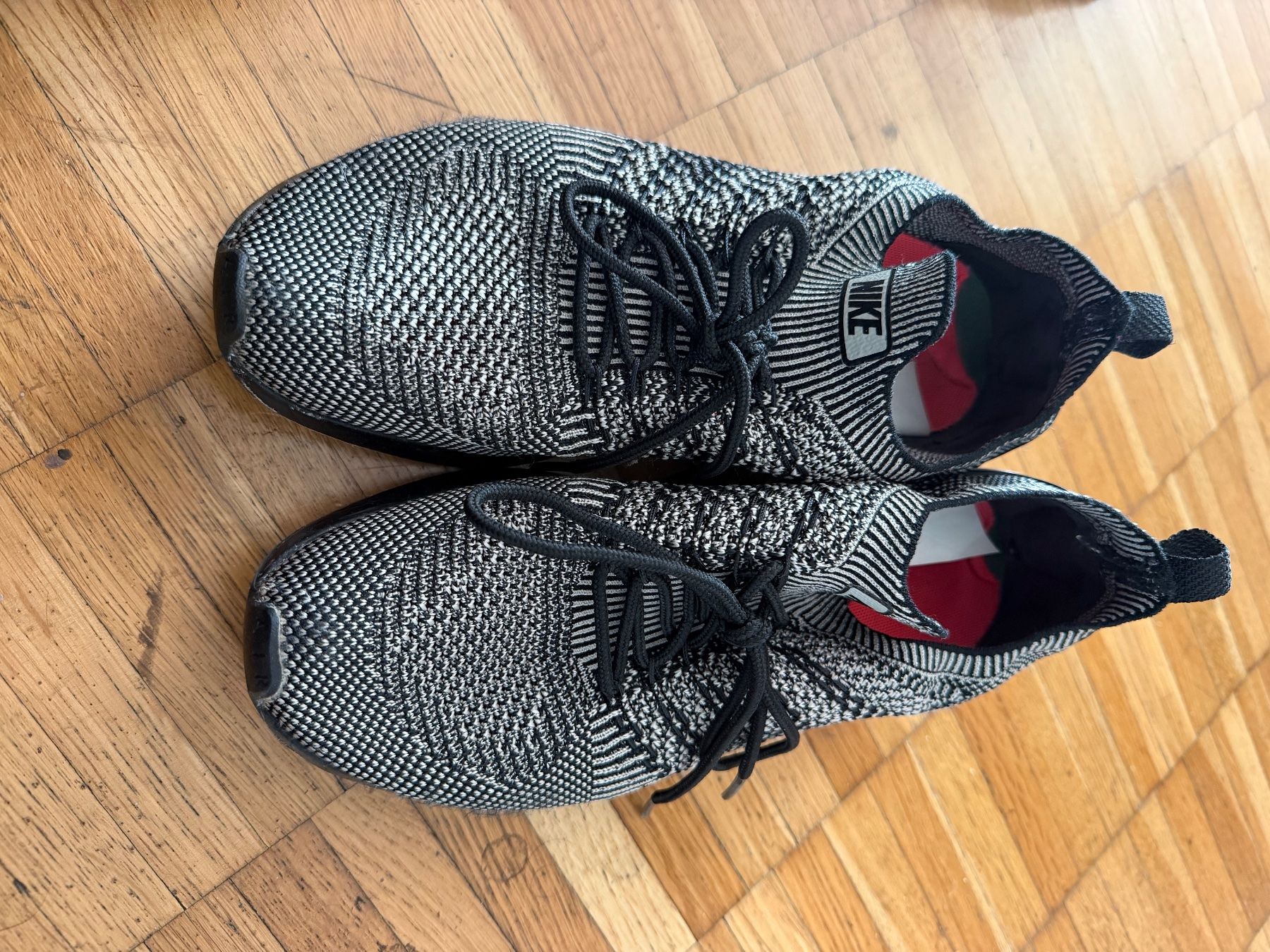 Scarpe da donna: damen sneaker gr 38,5 – Usato da Winterthur venduto da EasyRS 2