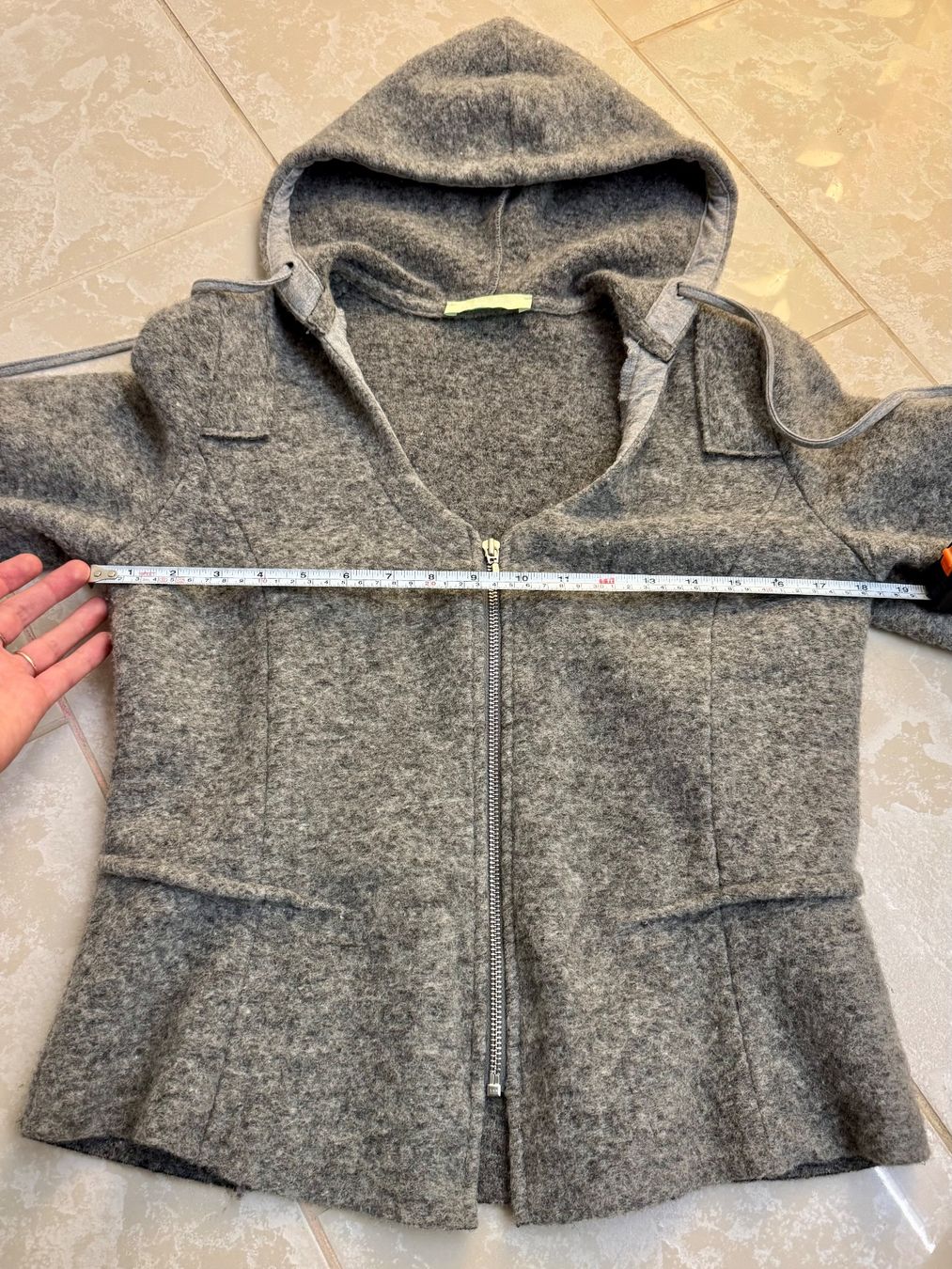 Giacche: Cosy Wool Blend Hooded Jacket, Gr. 38, Grey – Usato da Bülach venduto da dan_7scp 4