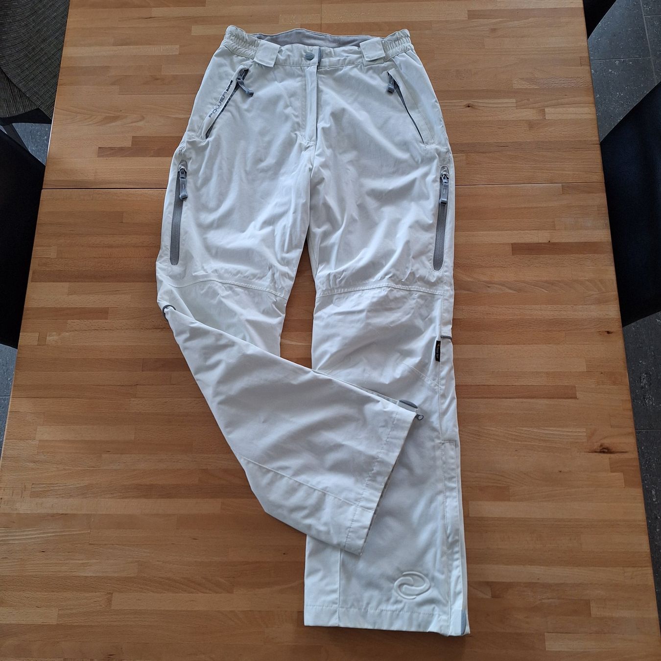 Pantaloni: Damen-Skihose Gr. 36, weiss – Usato da Schöftland venduto da casalti