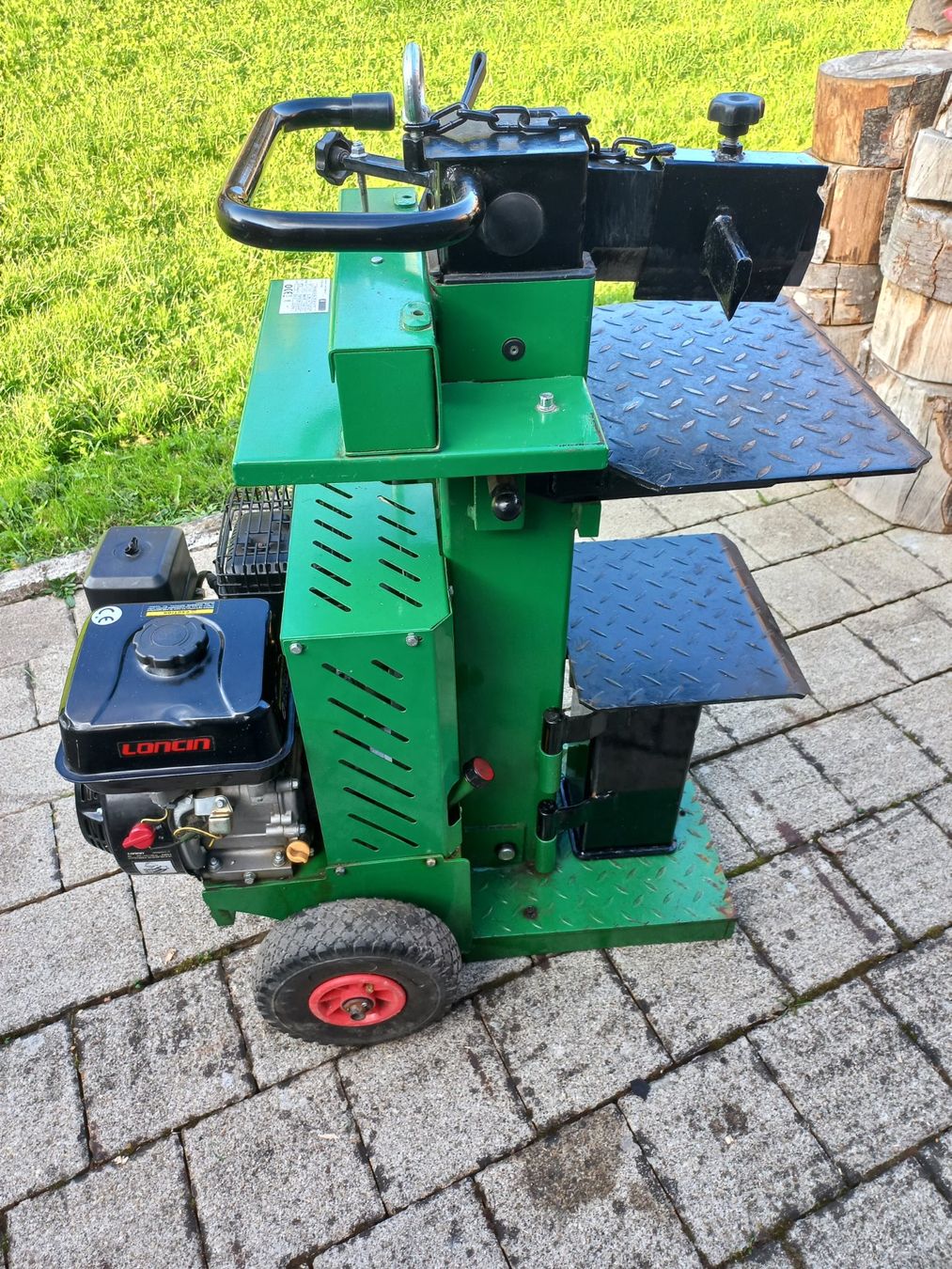 Alle Maschinen: Holzspalter mit Benzinmotor – Gebraucht aus Balsthal von buw