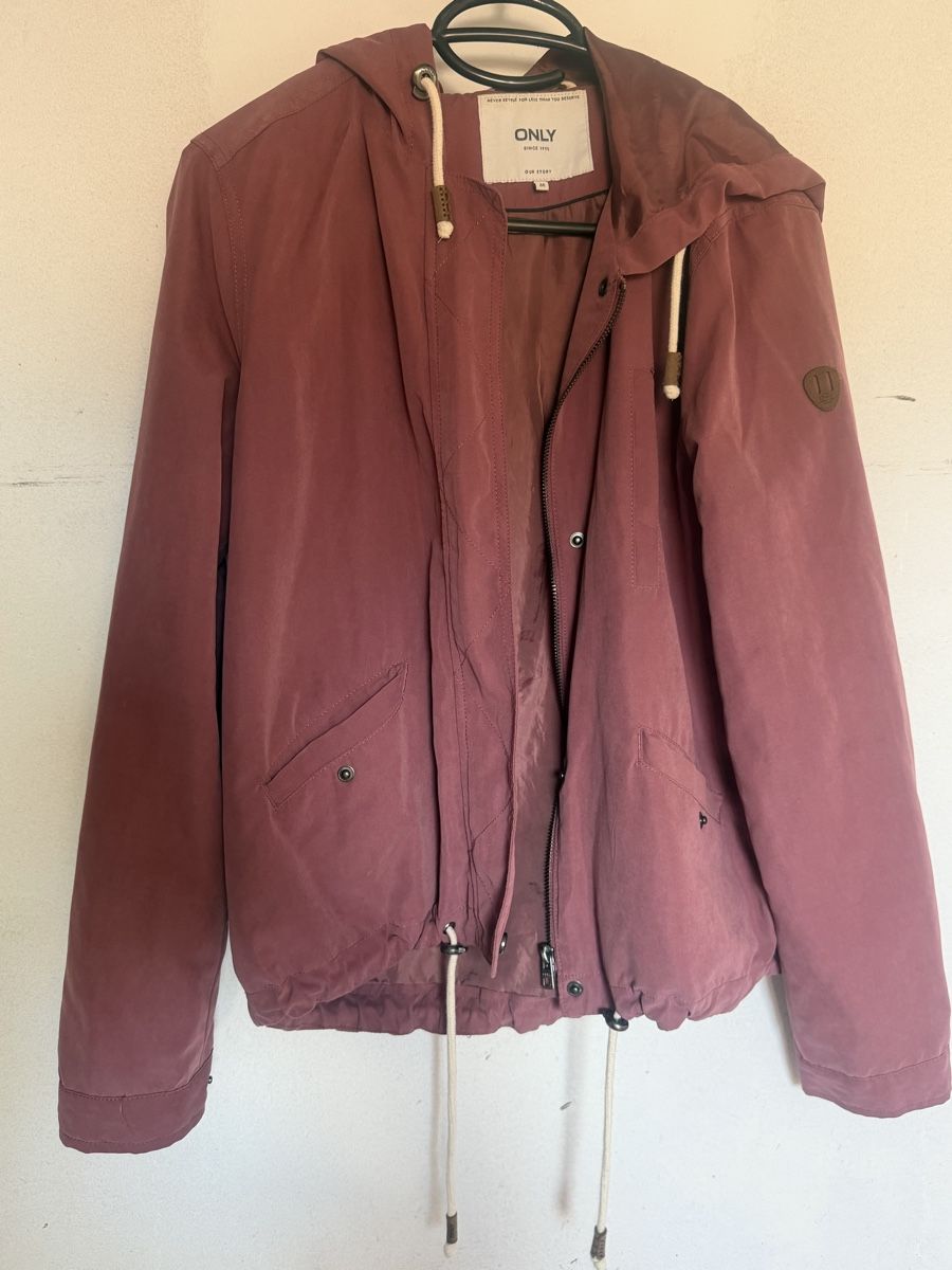 Only Vestes: Leichte Jacke von Only Grösse M – D'occasion à Thierachern par due_ls6w