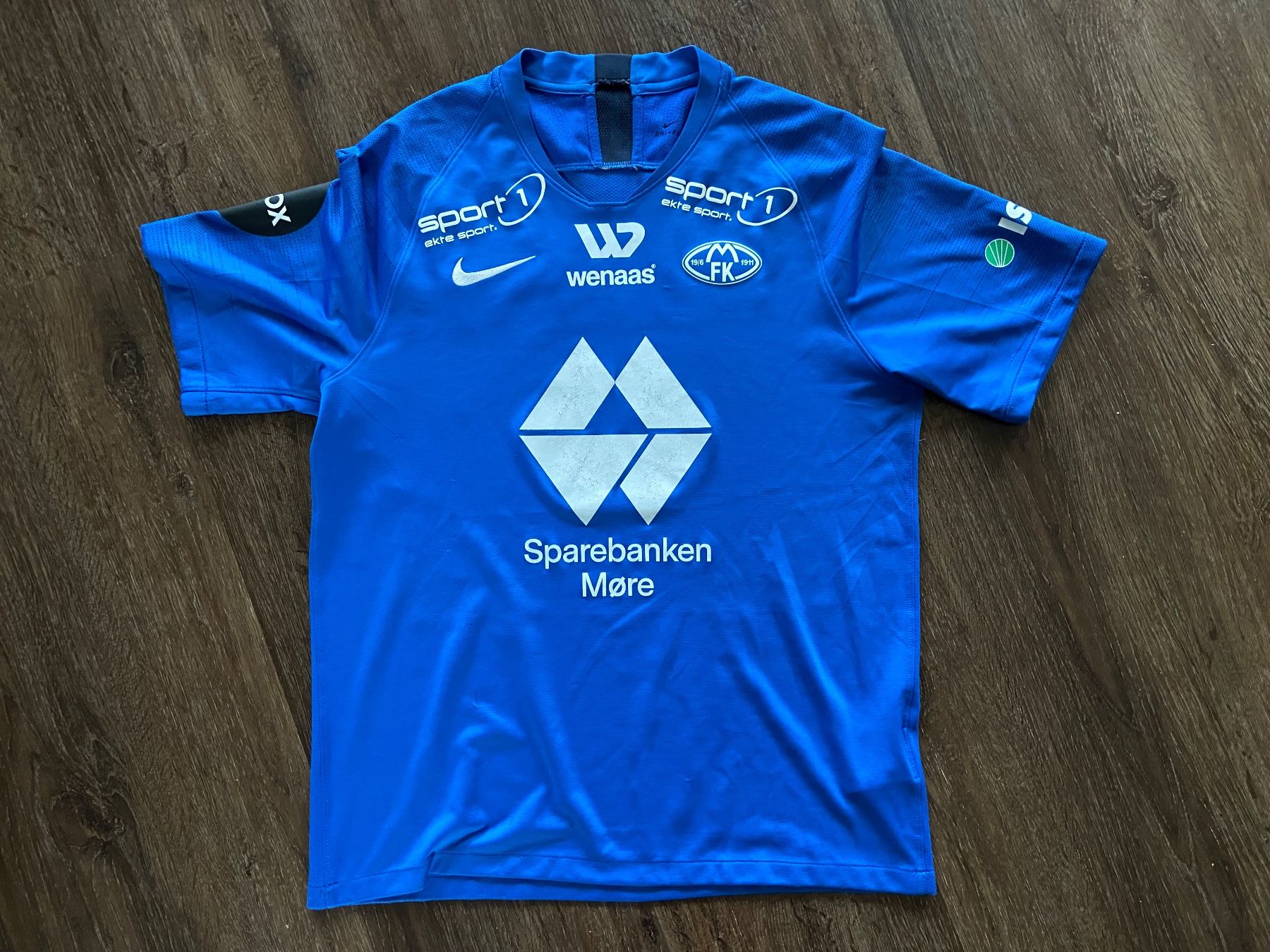 Nike Leibchen & Hosen: Molde FK Trikot Gr. L – Gebraucht aus Muttenz von bargain_hunter