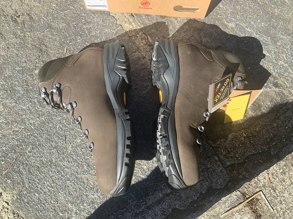Scarpe da uomo: Mammut Wanderschuhe Herren 43 1/3 – Usato da Auressio venduto da Andimanz