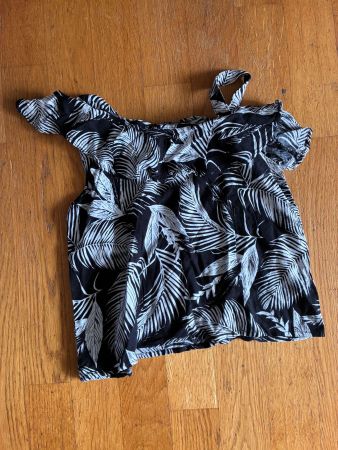 Schönes Shirt Gr. 152, H&M