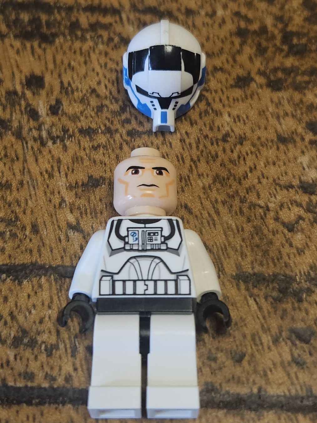 Lego Kit di costruzioni: lego figurine star wars sw0439 Clone Trooper Pilot, – Usato da Confignon venduto da Ecrofigs 1