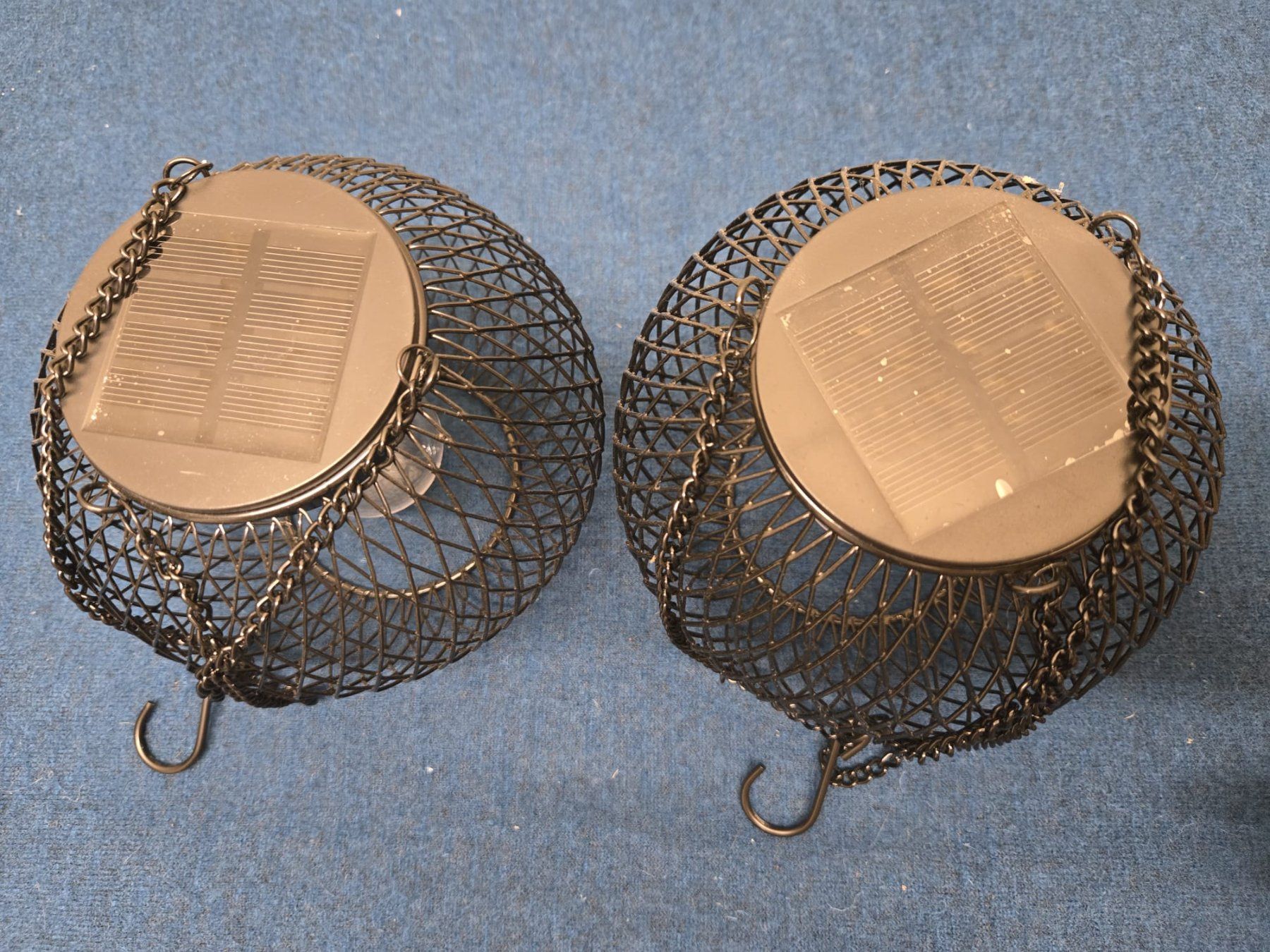 Laternen: 2 x LED Laterne Draht Metall Kugelform, hängend – Gebraucht aus Rheinsulz von Gilea 5