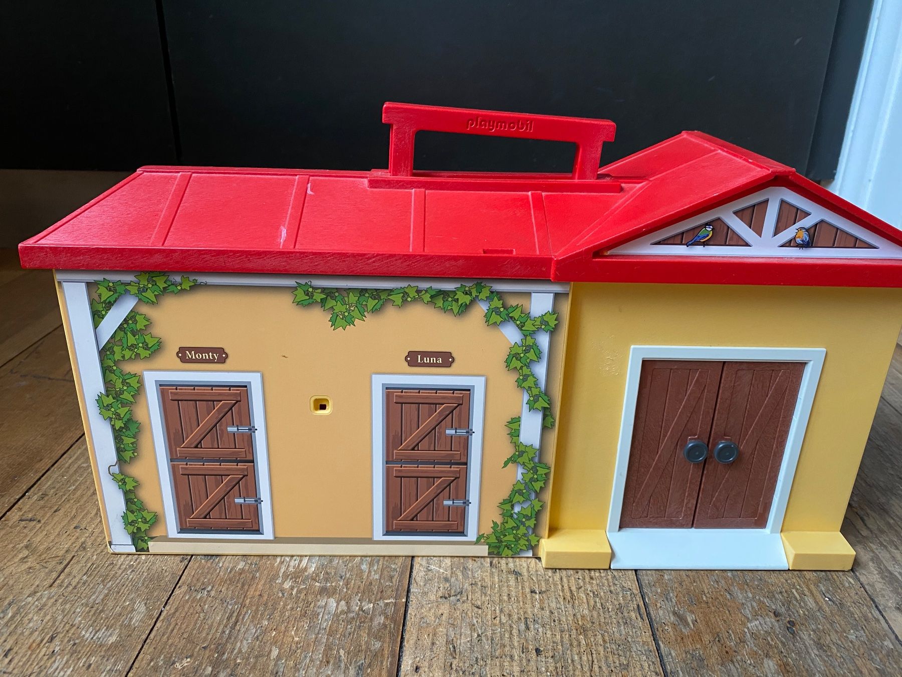 Playmobil Giocattoli: Playmobil Reitstall im Köfferchen – Usato da Bern venduto da Belize08 2