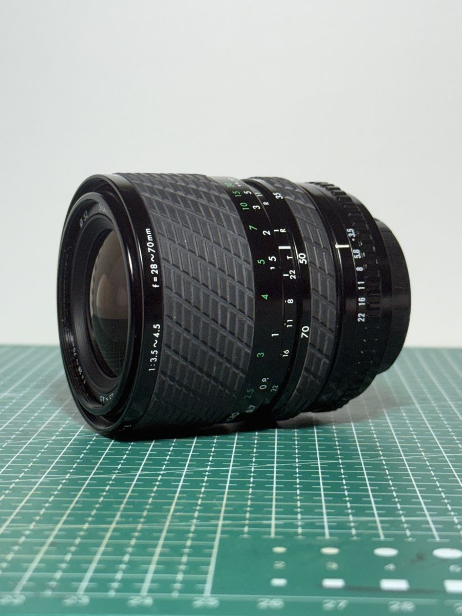 Sigma Objectifs: SIGMA 28-70mm 3.5/4.5 M42 – D'occasion à Gordola par Kathezt 2